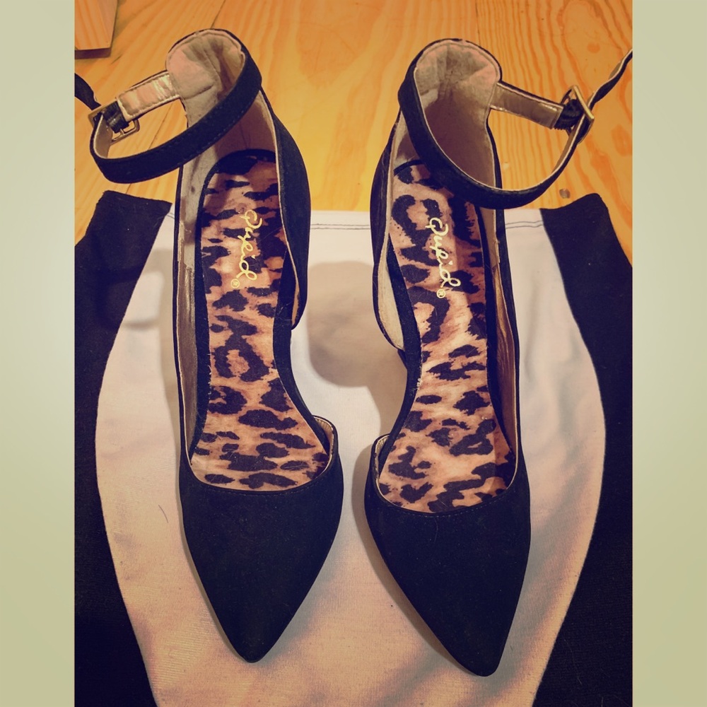 Black wedge strappy heels